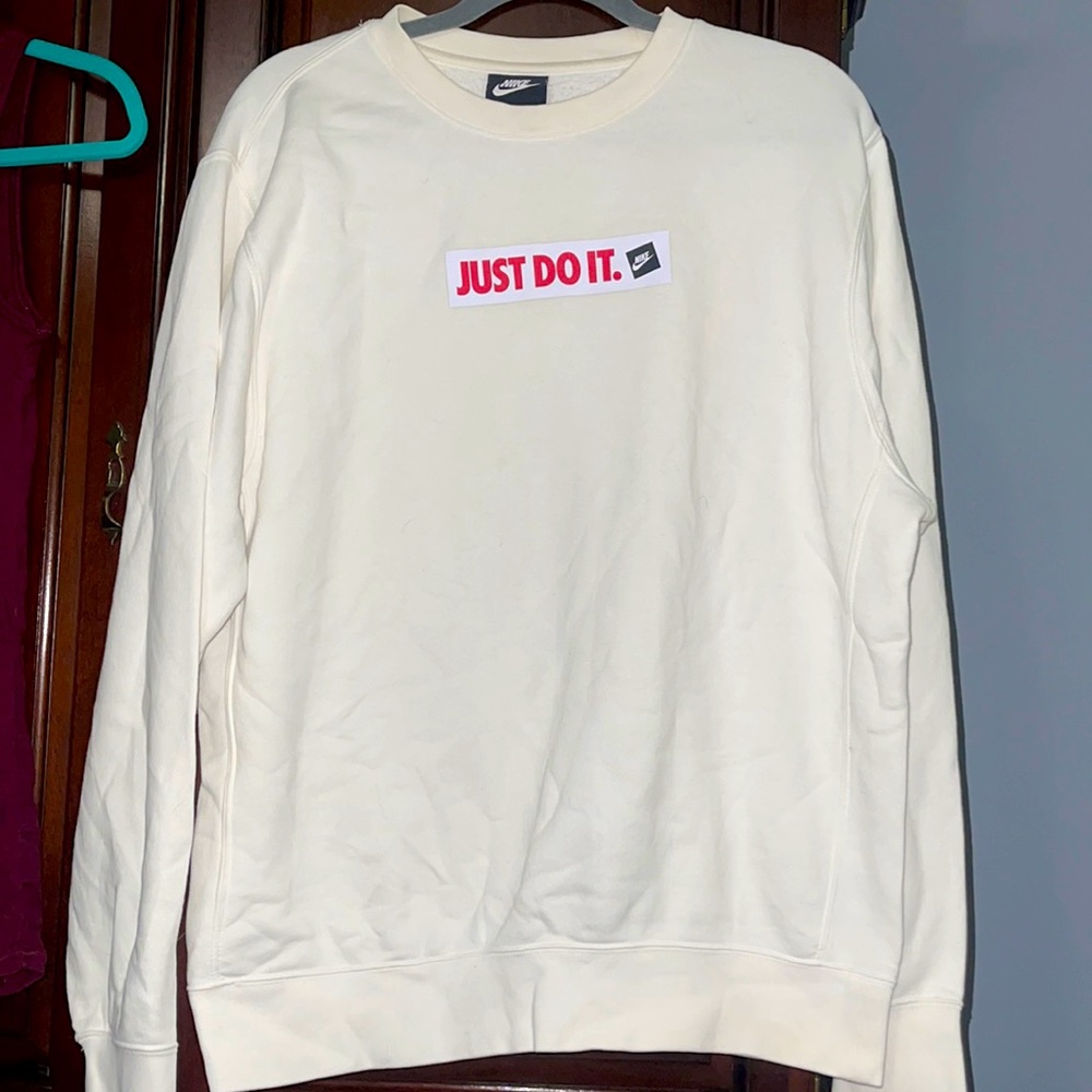 nike just do it embroidered crew neck